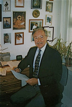 Howard Hughes, SM Photo